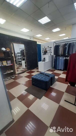 Магазин одежды и обуви