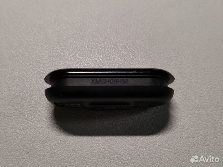 Фитнес браслет xiaomi mi band 4 черный без ремешка