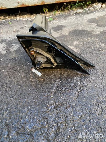 Зеркало заднего вида боковое правое Mercedes W124