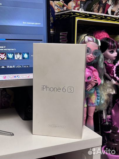 Коробка от iPhone 6s