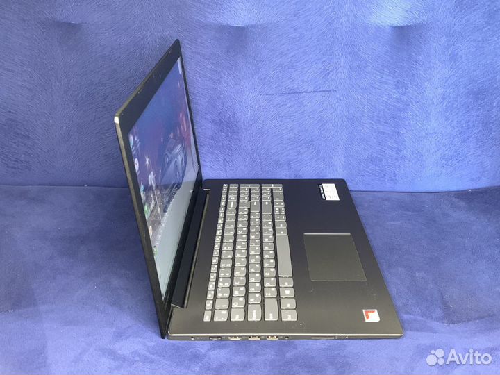 Современный, шустрый ноутбук