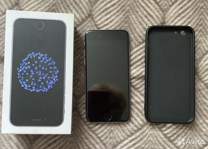 Телефон iPhone 6