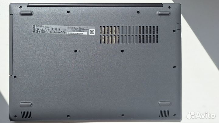 Ноутбук lenovo
