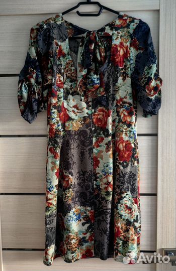 Платье трикотажное женское 42