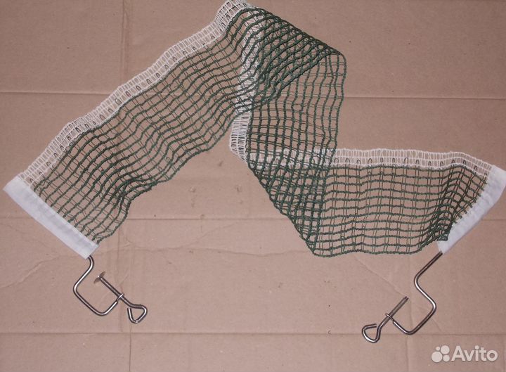 Теннис наст