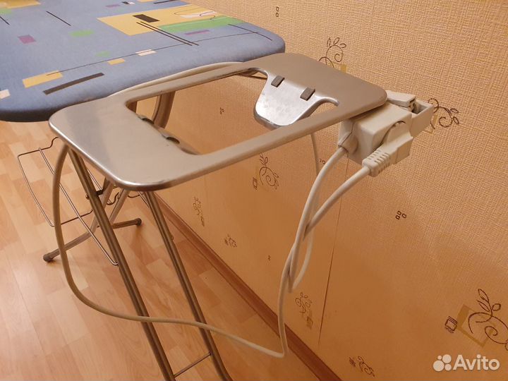 Гладильная доска с подутюжником