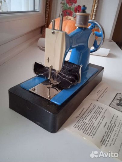 Швейная машина Подольск ручная детская