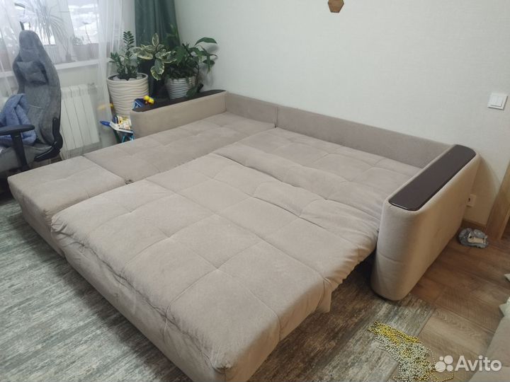 Угловой диван