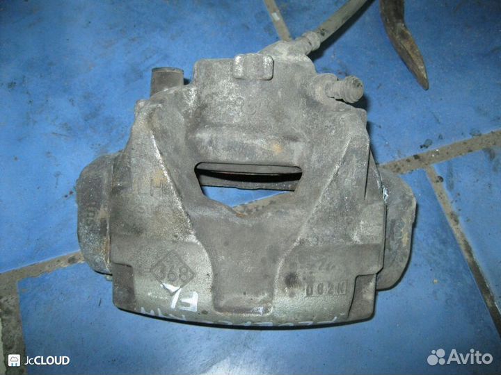 Суппорт на renault fluence L30R, L30T