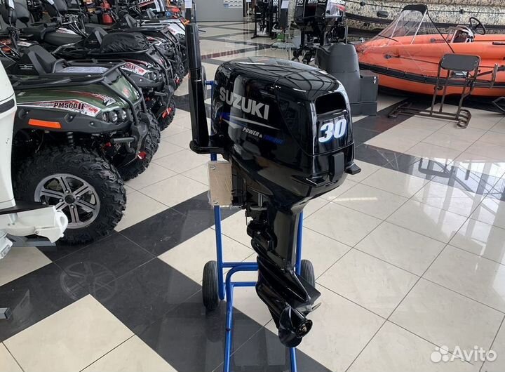 Лодочный мотор Suzuki DT 30S л.с. витринный