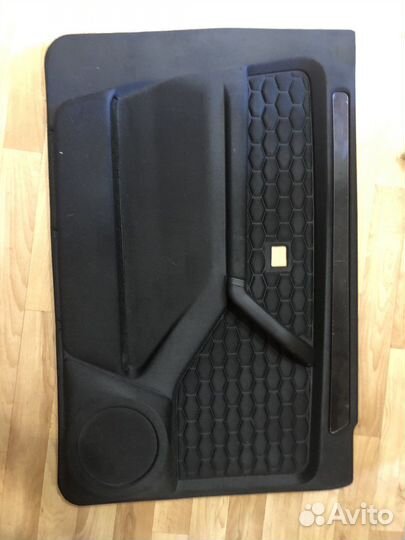 Дверные карты ваз 2121