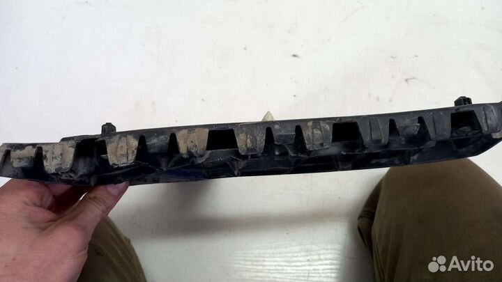 Кронштейн заднего бампера левый Audi A6 c7 Quattro