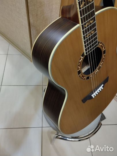Crafter J 18/N. Массив кедра. Корпус Джамбо