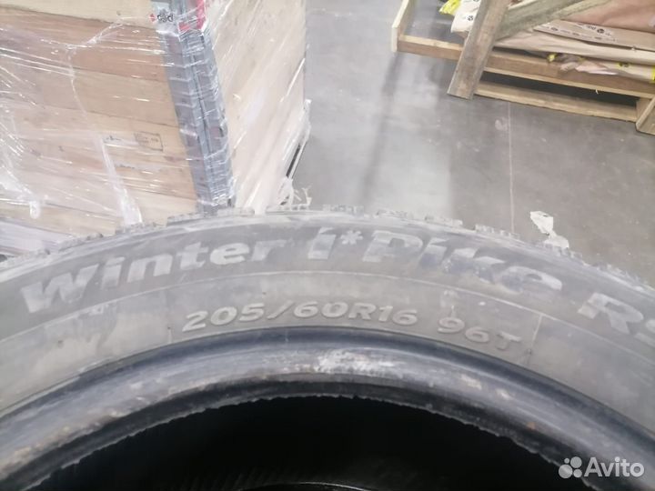 Hankook Winter I'Pike 205/60 R16