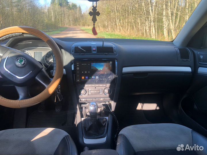 Skoda Octavia 1.6 МТ, 2009, 236 000 км