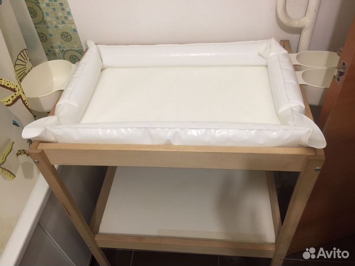 Пеленальный столик IKEA с матрасом