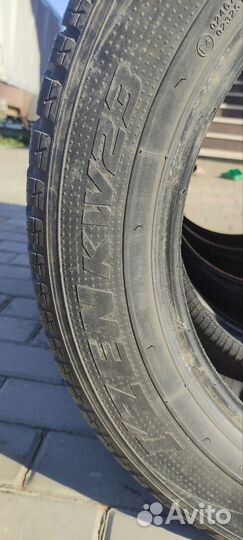 Kumho I'Zen KW23 225/60 R17 99H