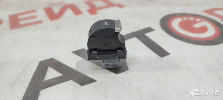 Кнопка стеклоподъемника Audi A3 8P cdaa 13.12.2011