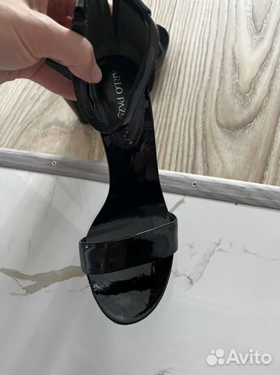 Босоножки женские