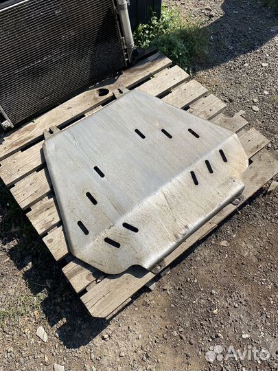 Алюминевая защита двигателя mitsubishi lancer 10