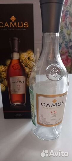 Бутылки от элитного алкоголя Camus, Maccalan