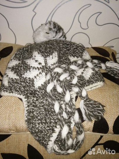 Шапка вязаная