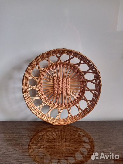 Тарелка декоративная из соломки (сухарница)