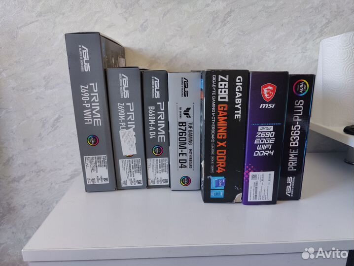 Материнские платы на сокет lga 1700/lga 1200