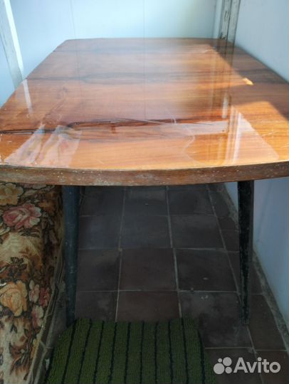 Журнальный столик бу