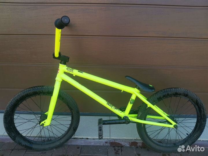 Трюковой велосипед bmx