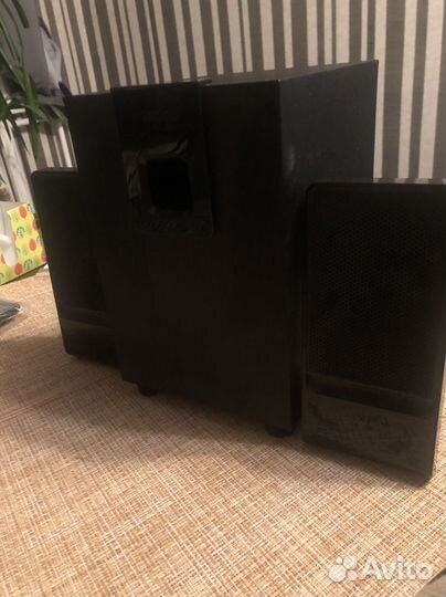 Колонки и самбуферы microlab