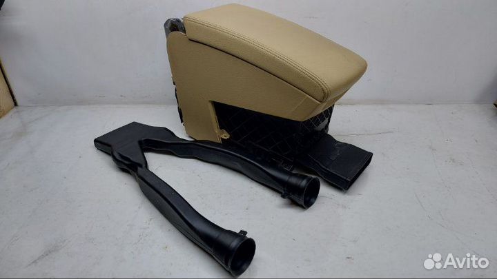Подлокотник Volkswagen Passat B6 2.0 2008