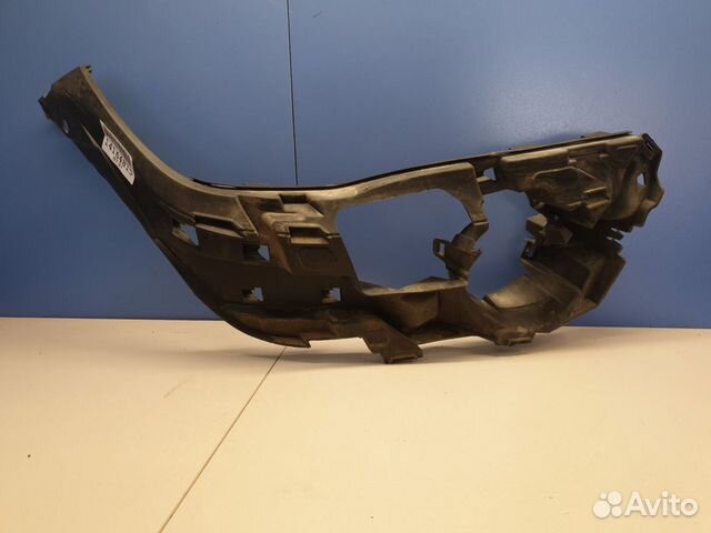 Кронштейн противотуманной фары правый BMW X5 F15 2