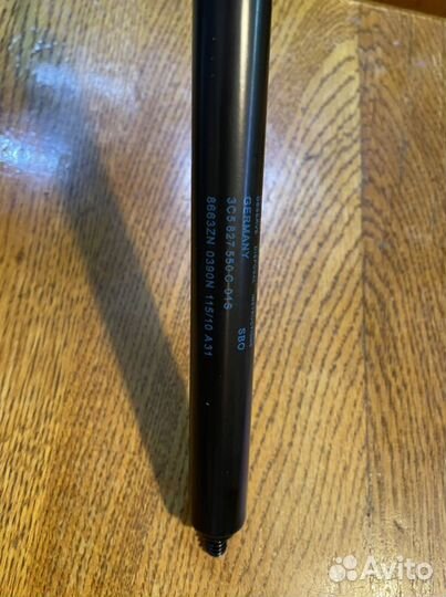 Амортизатор крышки багажника VW Passat b6