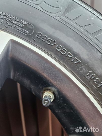 Michelin 4X4 A/T 225/65 R17