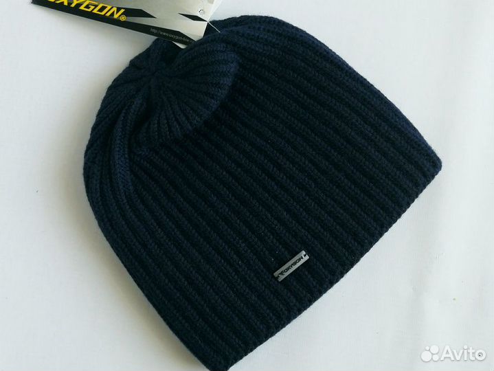 Теплая шерстяная шапка 