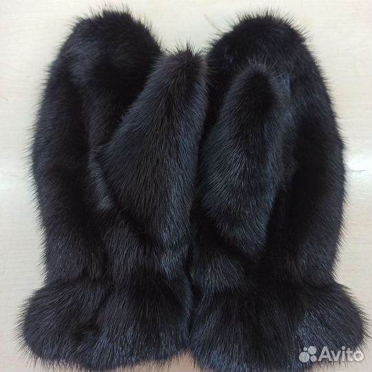 Варежки норковые чёрные