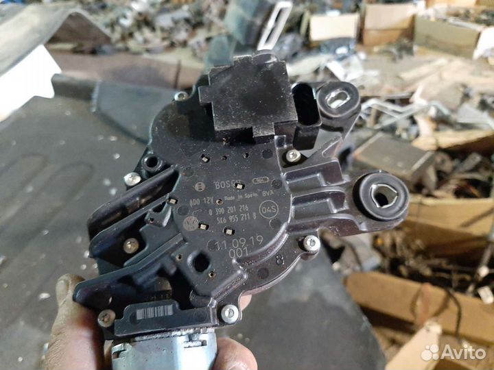 Мотор заднего дворника vag golf 6