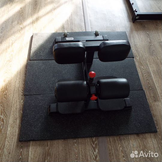 Тренажер для приседаний AV129/80