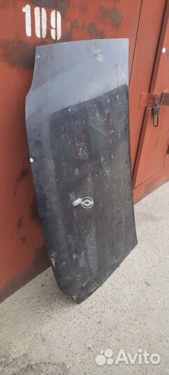 Капот на renault logan 2011года