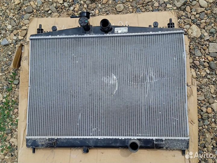 Nissan Juke (F15) 2011-2015 Радиатор основной