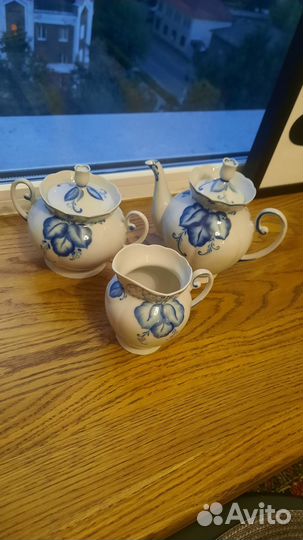 Изящная фарфоровая посуда.Гжель
