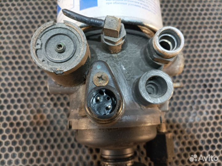 1681572 Осушитель воздуха