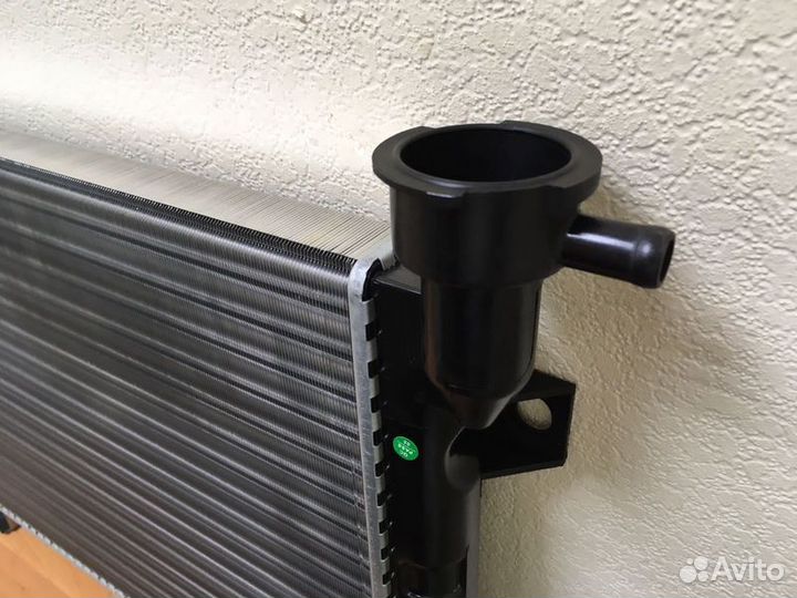 Радиатор ваз 21214 02- 1.7/1.8 охлаждения