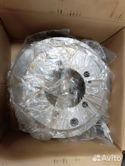 Задние тормозные диски на Nissan tiida