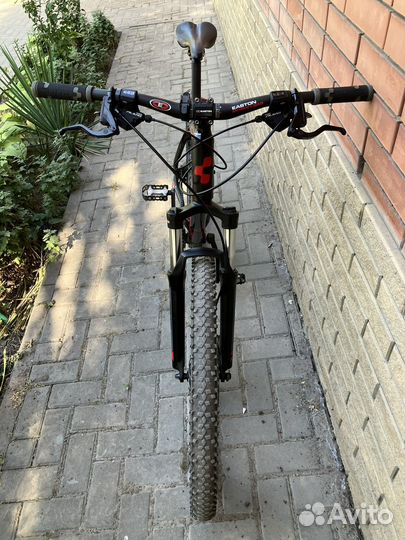 Велосипед Cube