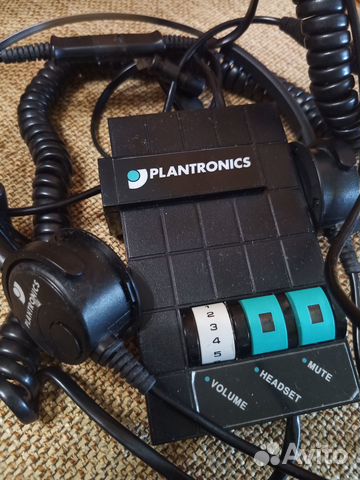 Гарнитура телефонная Plantronics M10