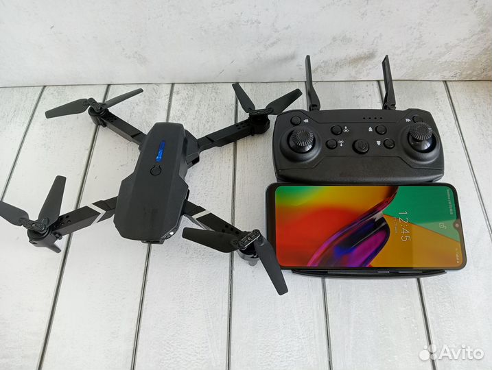 Квадрокоптер с камерой