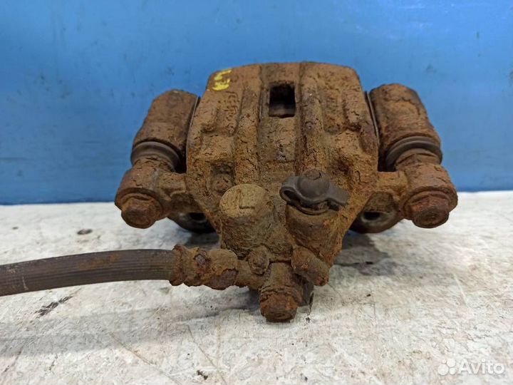 Суппорт задний левый Kia Ceed 1 2010-2012