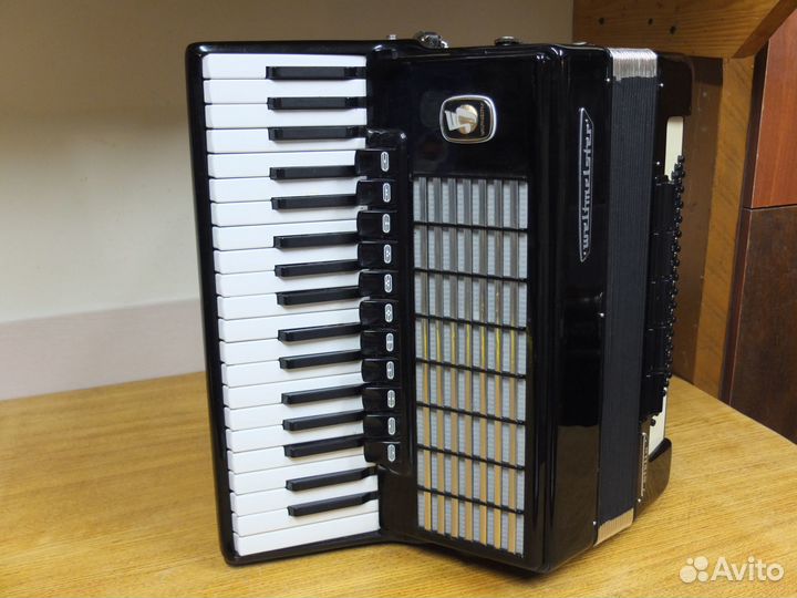 Аккордеон weltmeister stella